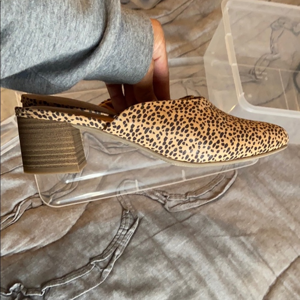Size 7.5 slip on  heels